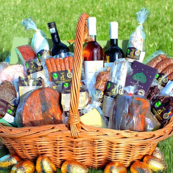 Coș de Paște Belșug din Codru cu vânat, produse premium și vin